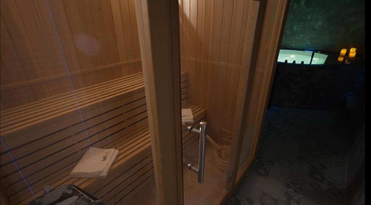 Les Suites M Wanze ภายนอก รูปภาพ