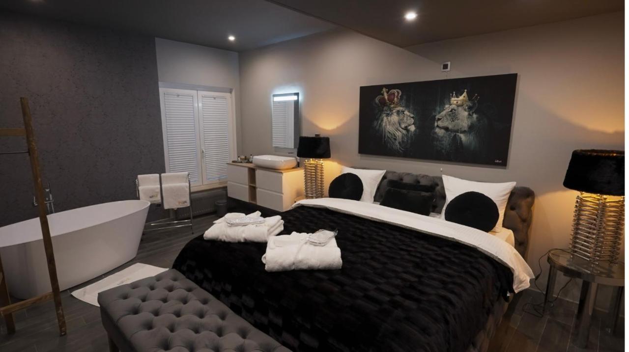 Les Suites M Wanze ภายนอก รูปภาพ