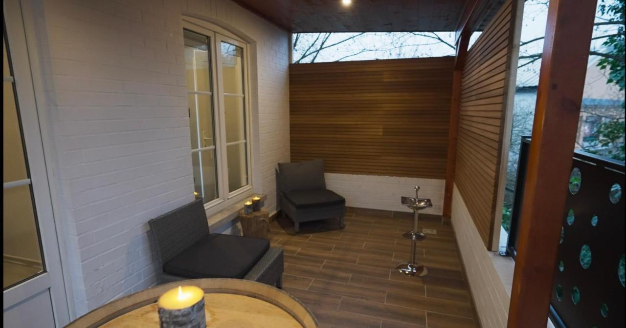 Les Suites M Wanze ภายนอก รูปภาพ