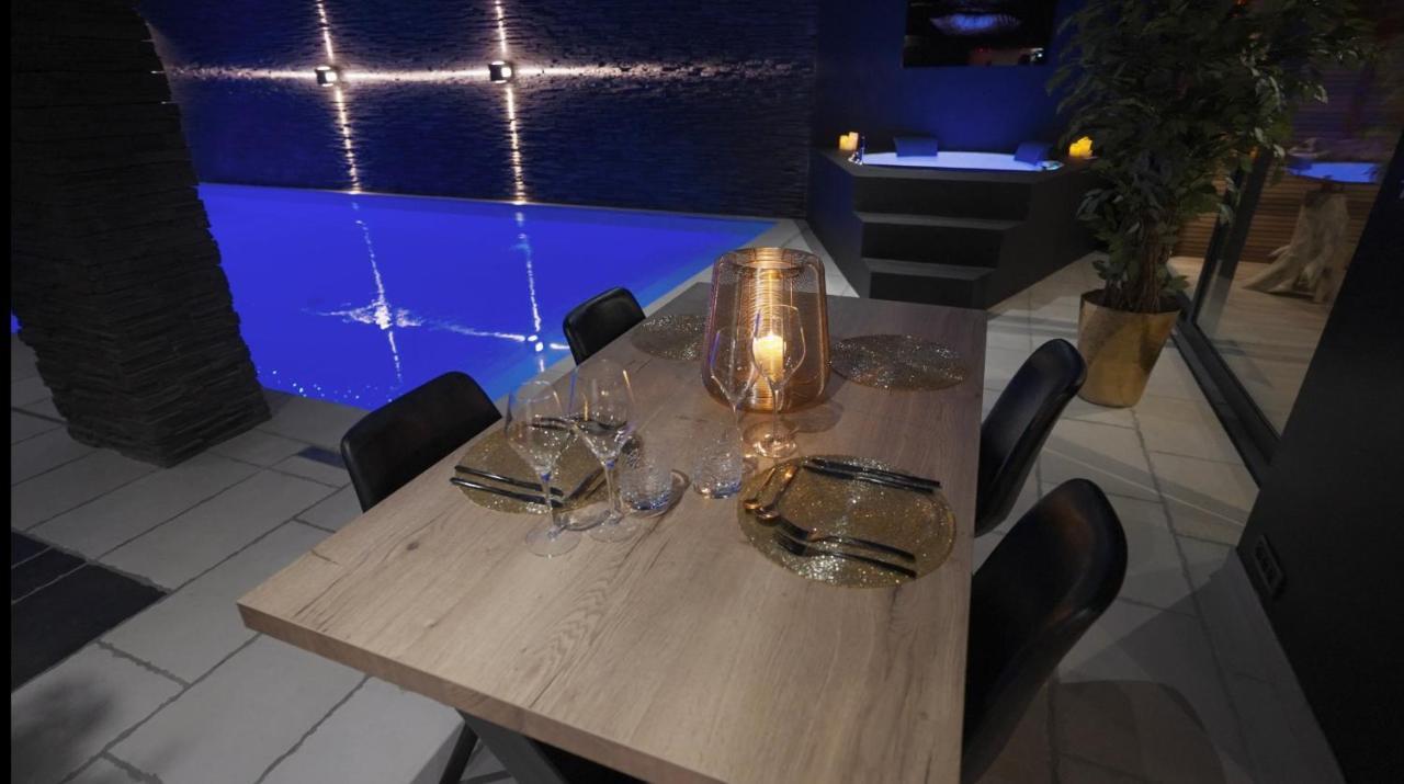 Les Suites M Wanze ภายนอก รูปภาพ
